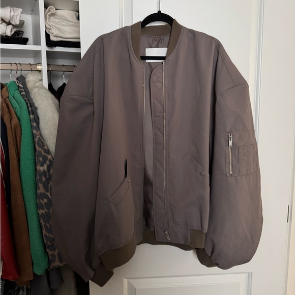 Frankie Shop Lumi Bomber in Dark Olive - Picture 4 of 7